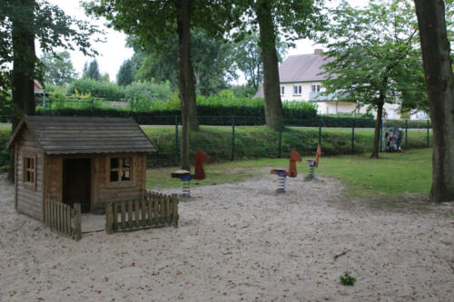 Kindergarten-Spielplatz-03